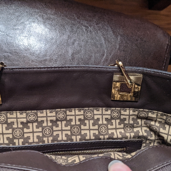 HTF Tory Burch Chain Leather Tote Authentic! SALE - Picture 6 of 13